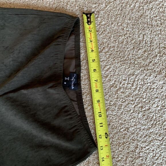 My Nicole Wide Leg Olive Green Faux Suede Pants pull on size medium - Picture 5 of 9